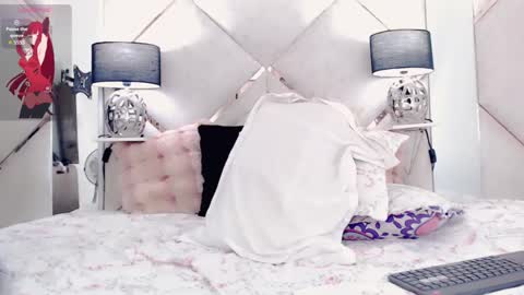 Snapshot of barbie_godut chatting on February 11, 9:03 am barbie_godut online show from February 11, 9:03 am