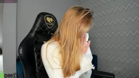 LisGTM2 Mon-Thu Sat 0100am-0700am online show from October 20, 12:44 am