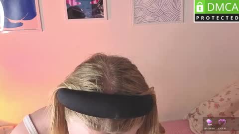 Barbie Staze online show from May 12, 3:36 am