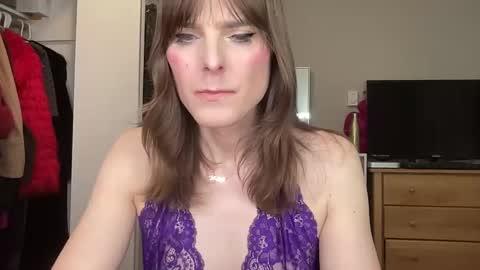 Snapshot of barbieaphelion chatting on January 19, 9:11 am barbieaphelion online show from January 19, 9:11 am
