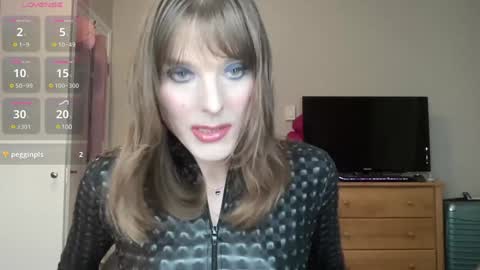 Snapshot of barbieaphelion chatting on February 2, 11:51 am barbieaphelion online show from February 2, 11:51 am