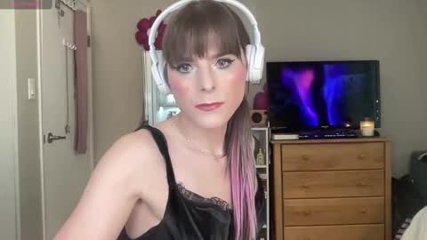 Snapshot of barbieaphelion chatting on February 20, 4:46 pm barbieaphelion online show from February 20, 4:46 pm