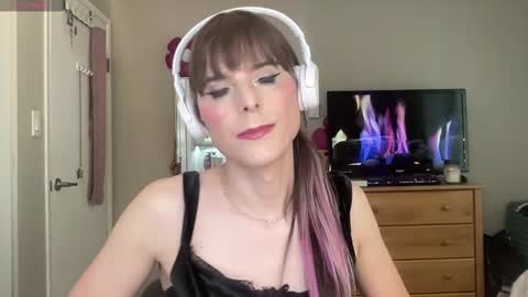 Snapshot of barbieaphelion chatting on February 20, 7:52 pm barbieaphelion online show from February 20, 7:52 pm