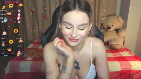 Eva online show from December 5, 11:41 am