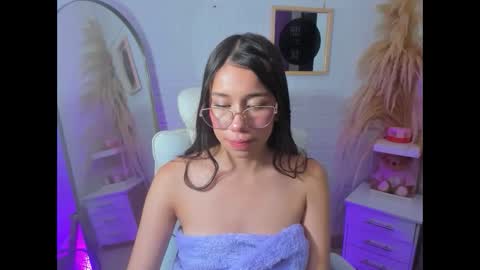 barbiegirl___ online show from March 5, 8:21 am