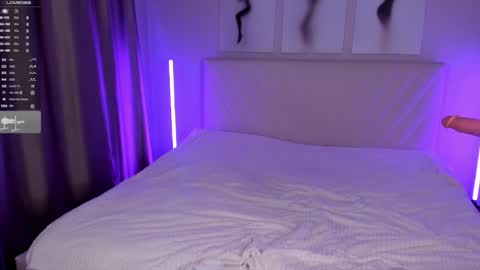 Snapshot of barbielina_ chatting on October 11, 8:51 pm Emma online show from October 11, 8:51 pm