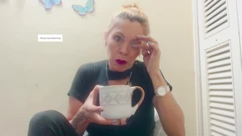 Snapshot of barbiemature chatting on October 3, 12:13 pm barbiemature online show from October 3, 12:13 pm