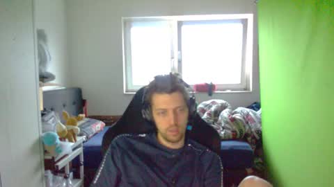 Snapshot of barca200 chatting on February 7, 7:29 am barca200 online show from February 7, 7:29 am