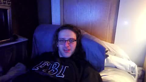 Snapshot of barebearstudio chatting on March 21, 7:57 am barebearstudio online show from March 21, 7:57 am