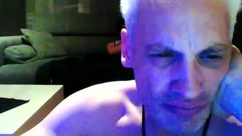 barefuncgn132 online show from May 17, 8:27 pm