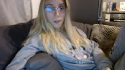 Lena online show from May 13, 5:21 pm