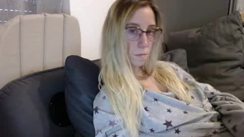 Lena online show from May 19, 5:30 pm