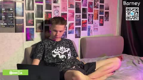 Snapshot of barney_kevin chatting on September 30, 10:42 am Fansly Barney and Kevin T online show from September 30, 10:42 am