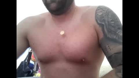 barrias23 online show from May 1, 3:49 pm
