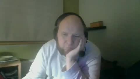 Snapshot of bart_poland chatting on February 21, 2:17 am bart_poland online show from February 21, 2:17 am