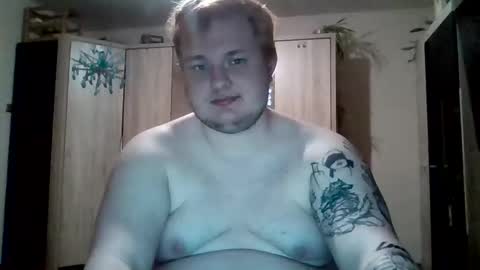 Snapshot of bartthebear69 chatting on February 11, 10:37 pm BartTheBear online show from February 11, 10:37 pm