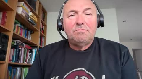 Snapshot of bartvel chatting on April 16, 9:43 am bartvel online show from April 16, 9:43 am