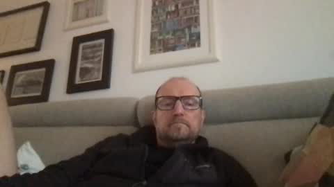 Snapshot of basher69horny4u chatting on February 16, 7:59 am basher69horny4u online show from February 16, 7:59 am