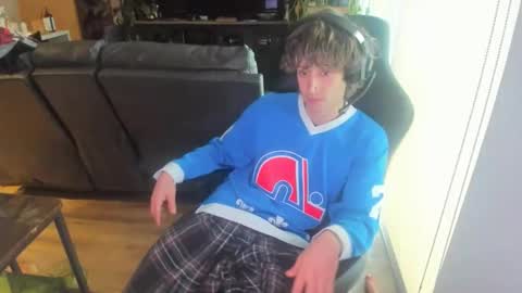 Snapshot of bashful4200 chatting on March 7, 6:38 pm ryan online show from March 7, 6:38 pm