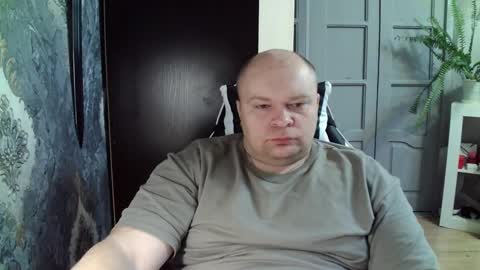 Snapshot of basi_look chatting on February 24, 5:33 am basi_look online show from February 24, 5:33 am