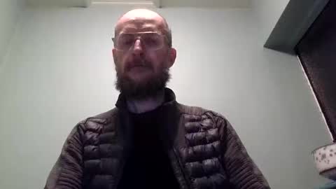 basiccamguy online show from October 12, 7:35 pm