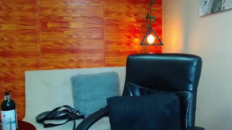 Bastian online show from January 5, 11:15 am