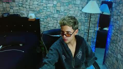 Bastian online show from April 26, 7:11 pm