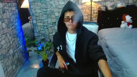 Bastian online show from May 4, 11:45 pm