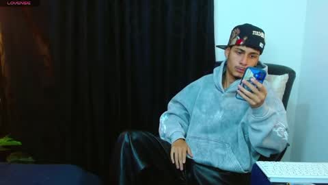 Bastian online show from May 14, 2:18 am