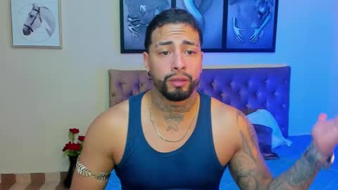 bastian_jones1 online show from December 29, 11:39 pm