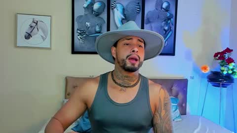 bastian_jones1 online show from January 20, 12:04 am