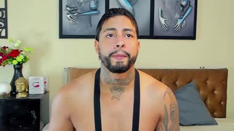 bastian_jones1 online show from February 23, 11:04 pm