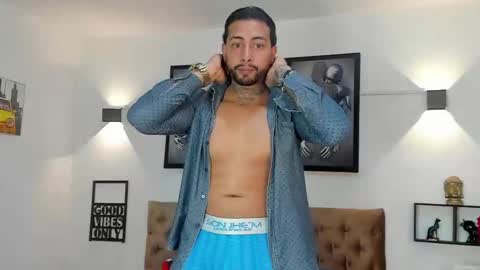 bastian_jones1 online show from September 9, 10:20 pm