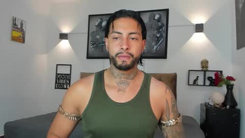 bastian_jones1 online show from September 14, 8:13 am