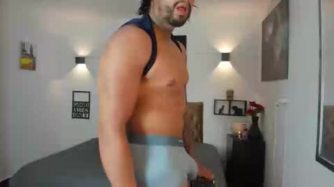 bastian_jones1 online show from September 30, 10:26 pm