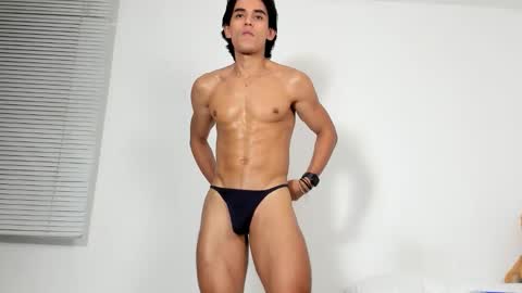 Snapshot of bastianmaalouf chatting on December 18, 11:44 pm Bastian Maalouf online show from December 18, 11:44 pm