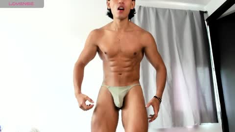 Snapshot of bastianmaalouf chatting on April 6, 3:46 pm Bastian Maalouf online show from April 6, 3:46 pm