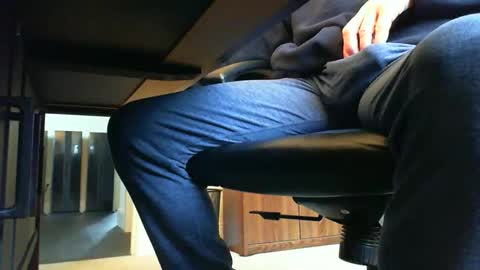 BateBro13 online show from March 7, 4:59 pm