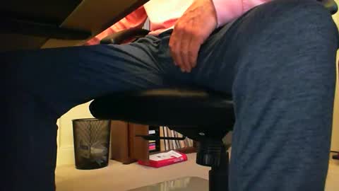 BateBro13 online show from May 19, 12:55 pm