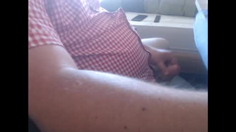Snapshot of bavarianboy89 chatting on September 21, 11:01 am Daniel online show from September 21, 11:01 am
