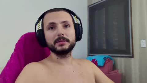 Snapshot of baxxline chatting on February 10, 9:08 pm Baxxline online show from February 10, 9:08 pm