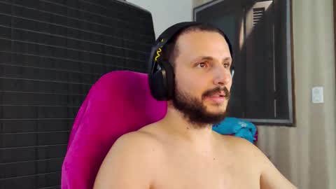 Snapshot of baxxline chatting on February 15, 2:08 am Baxxline online show from February 15, 2:08 am