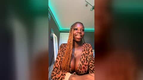 baylee_nicole18 online show from June 8, 1:33 pm
