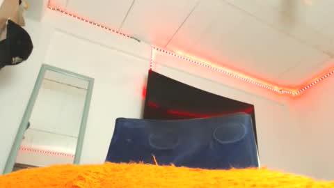  deivid  online show from February 23, 6:49 pm