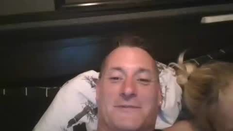 Snapshot of bb80011 chatting on March 6, 4:09 am bb80011 online show from March 6, 4:09 am