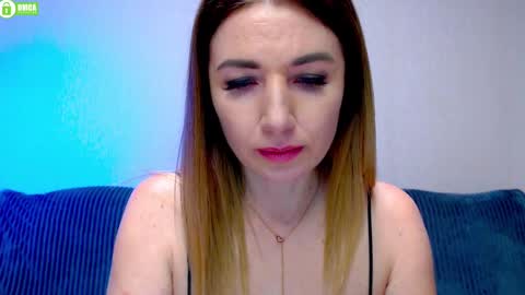 Snapshot of bb__bonami_ chatting on December 16, 8:16 pm bb__bonami_ online show from December 16, 8:16 pm