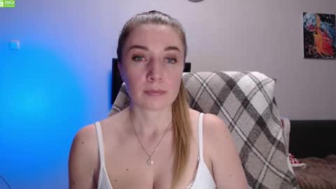 Snapshot of bb__bonami_ chatting on March 19, 5:06 pm bb__bonami_ online show from March 19, 5:06 pm