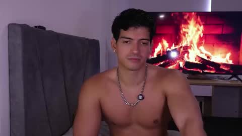 Valentino online show from February 20, 9:15 pm