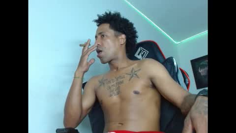 Snapshot of bbc_blaack chatting on March 19, 12:03 am bbc online show from March 19, 12:03 am