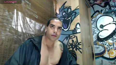 Snapshot of bbc_monster1 chatting on April 19, 2:16 pm Justin online show from April 19, 2:16 pm